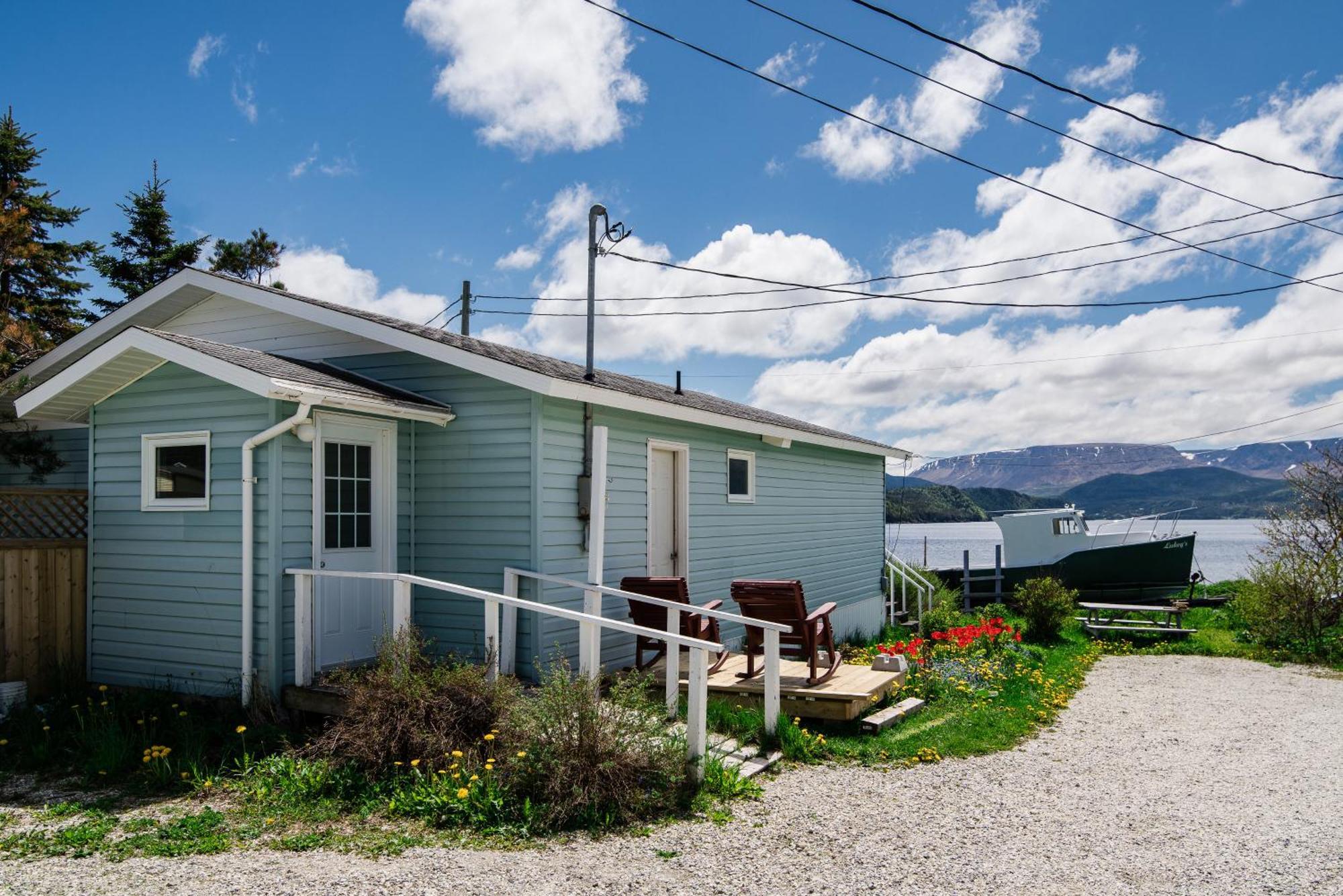Out East B&B - Norris Point エクステリア 写真